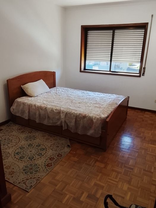 Arrenda-se quarto V.N Gaia