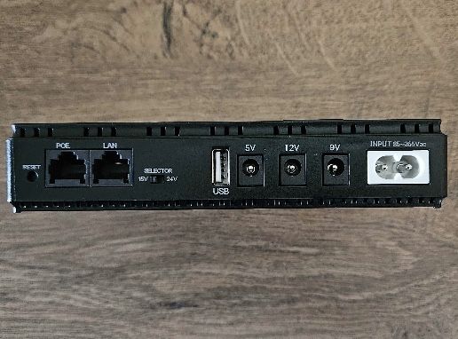 РОЗПРОДАЖ міні упс безперебійник ДБЖ ИБП для роутера DC1018L 14000мАг