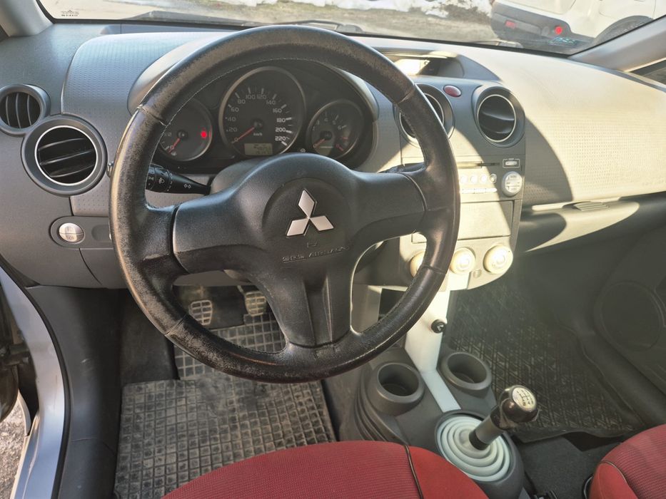 Mistsubishi colt 1.5