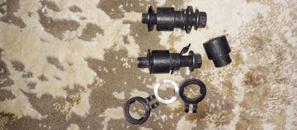 Болты для петель такелажных