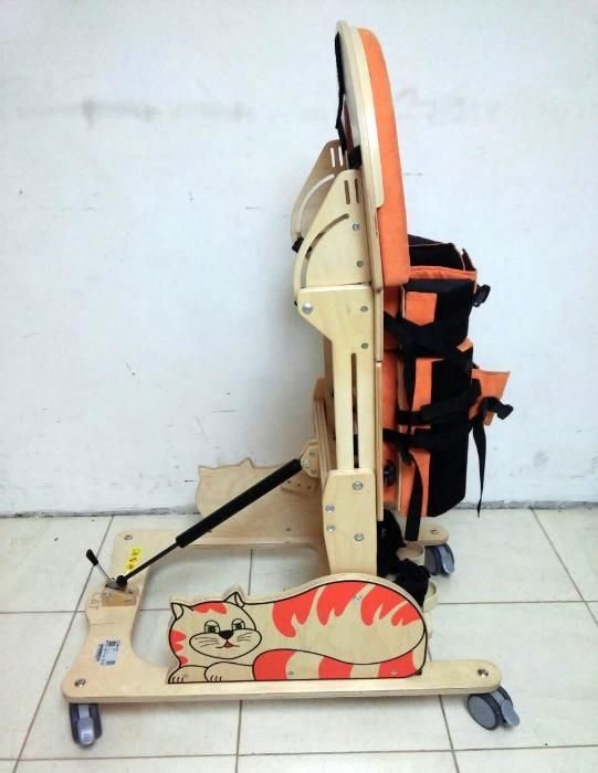 Статический вертикализатор КОТЕНОК 1 AkcesMed Standing frame CAT 1