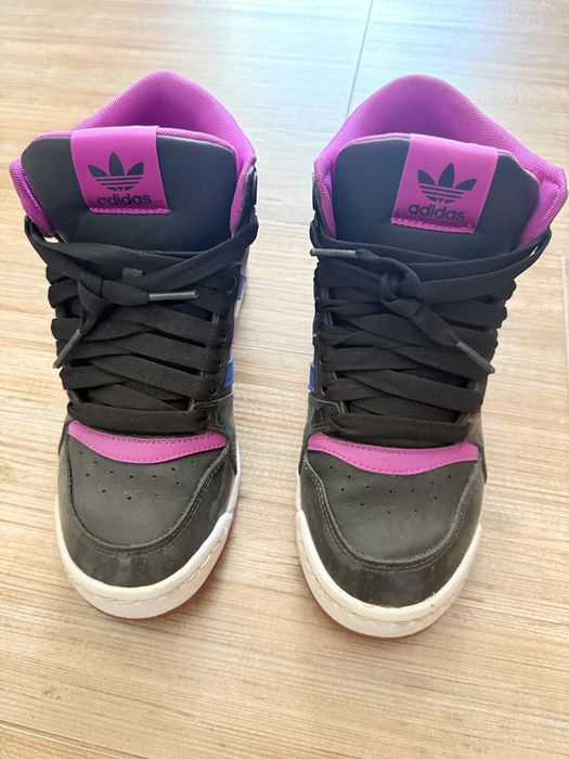 Ténis bota Adidas