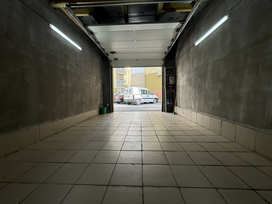 Продається гараж Білогірська