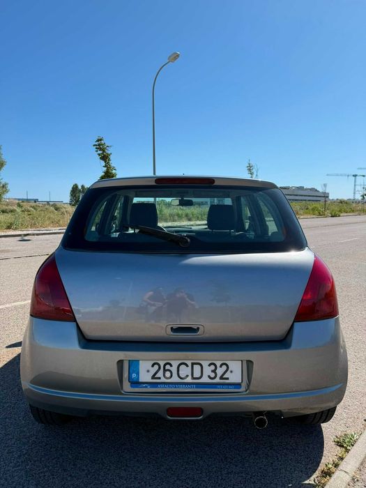 Suzuki Swift 1.3 - Ótimo Estado