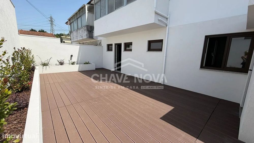 Andar Moradia V3 Remodelado em Matosinhos