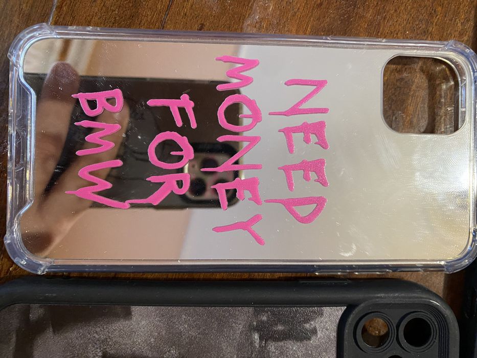 Чохли на айфон 11