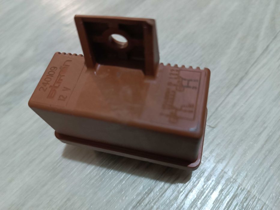 Б/У Реле насоса топлива citroen peugeot 240109 оригінал