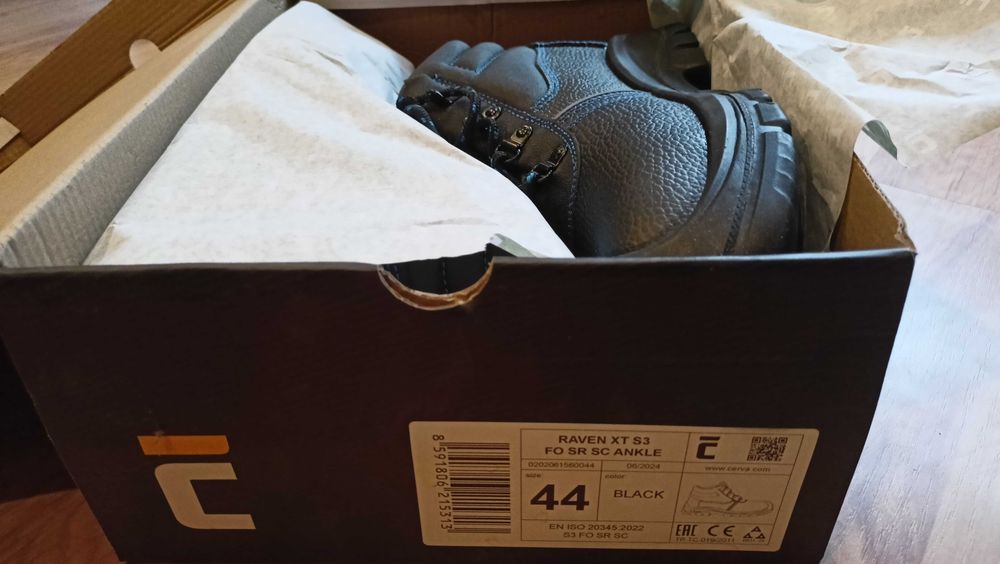 Buty robocze Raven nowe rozm.44