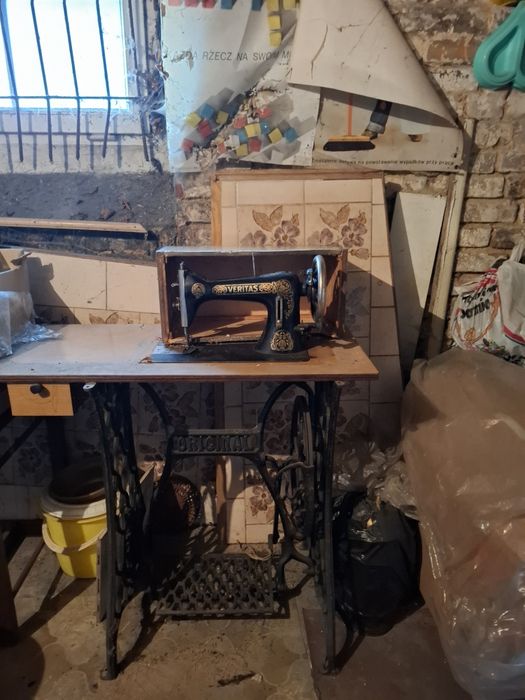 Maszyna do szycia Veritas