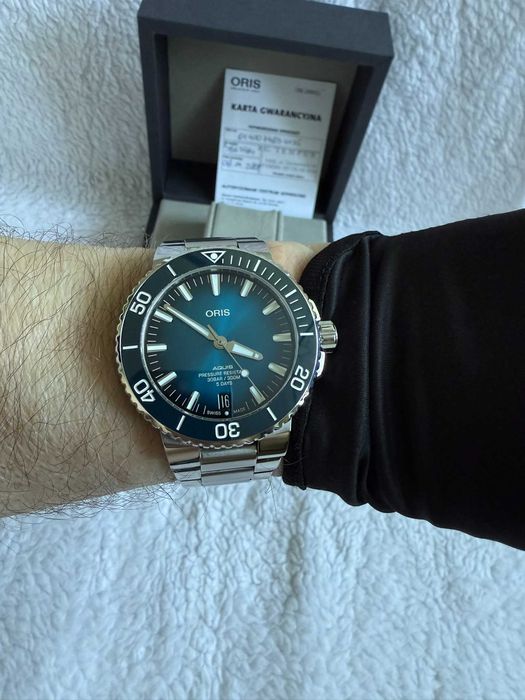 Oris Aqius Date Calibre 400 - jak nowy, druga wersja mechanizmu 400