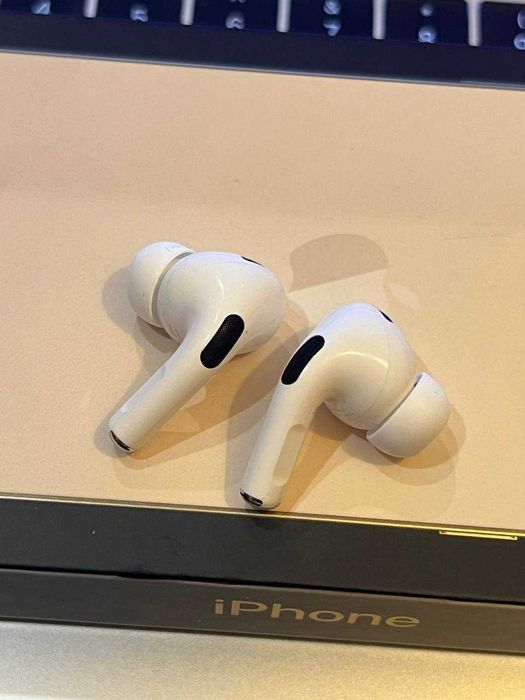 Оригінал стан нових AirPods Pro 2 USB-C Повний Комплект