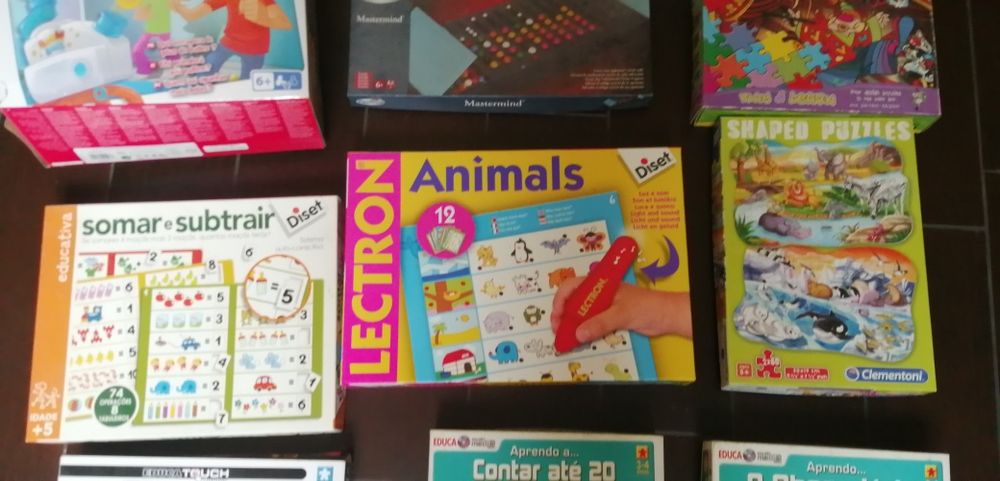 Vários jogos de 5 a 10 euros cada um
