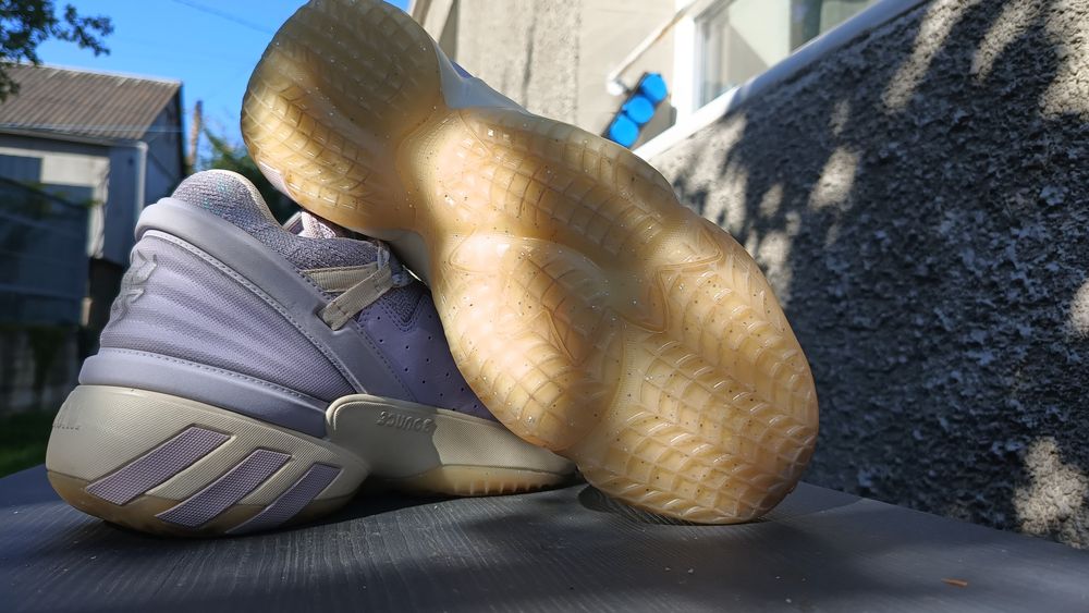 Кросівки баскетбольні Adidas. D.O.N. Новорічний принт.