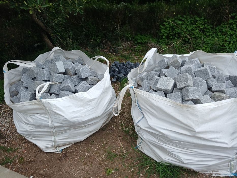 1,5m3 Cubos de Granito Azul