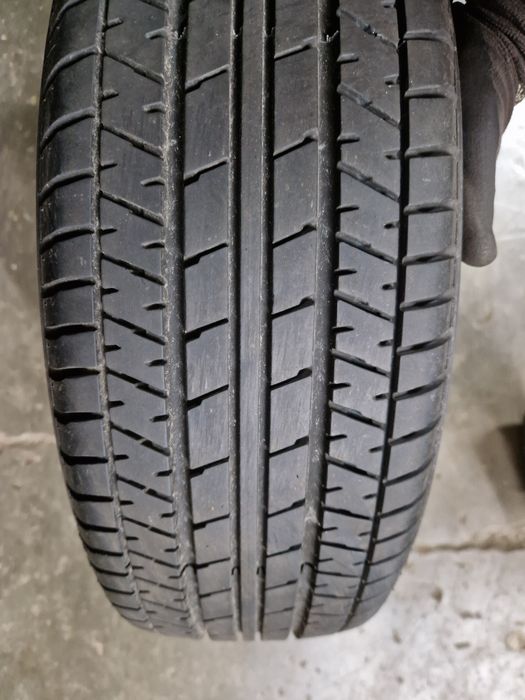 Komplet opon letnich Yokohama 175/55 R15