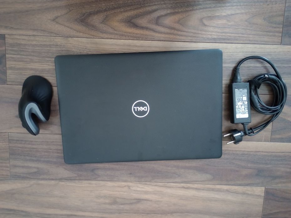 Laptop Dell Inspiron 15 3000