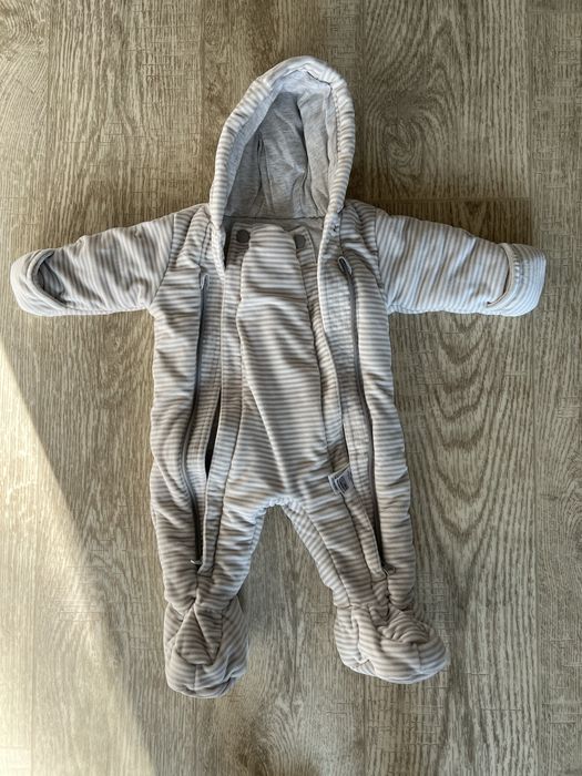 Демісезонний комбінезон доя немовлят