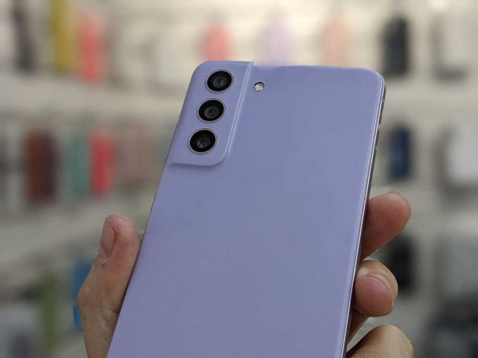 Телефон Samsung S21 FE 5G G990W 6/128 Lavender  UA