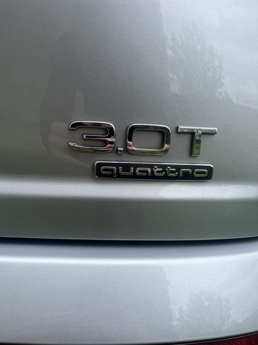 Продам Audi Q7 2017