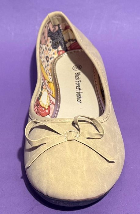 Beżowe gładkie baleriny z kokardą rozmiar 38