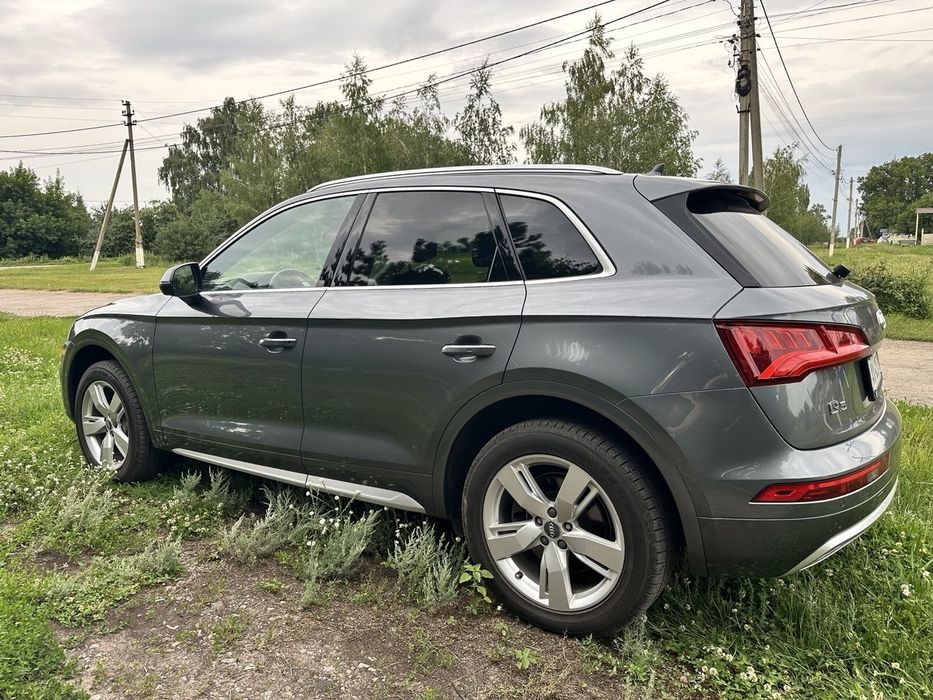 Audi Q5 2018 авто в ідеальному стані