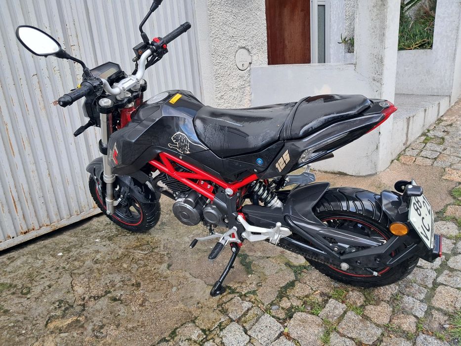 Benelli TNT 125.