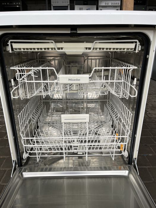 Посудомийна машина Miele G4203 Шир 60 см.Стан ідеальний