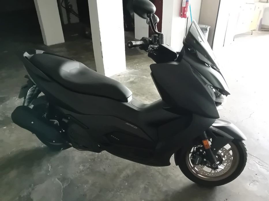 Vendo mota nova 2025