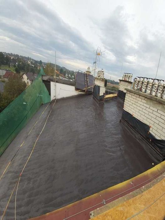 Ocieplanie Ocieplenia izolacje pianą piana PUR pianowanie pianką PUR