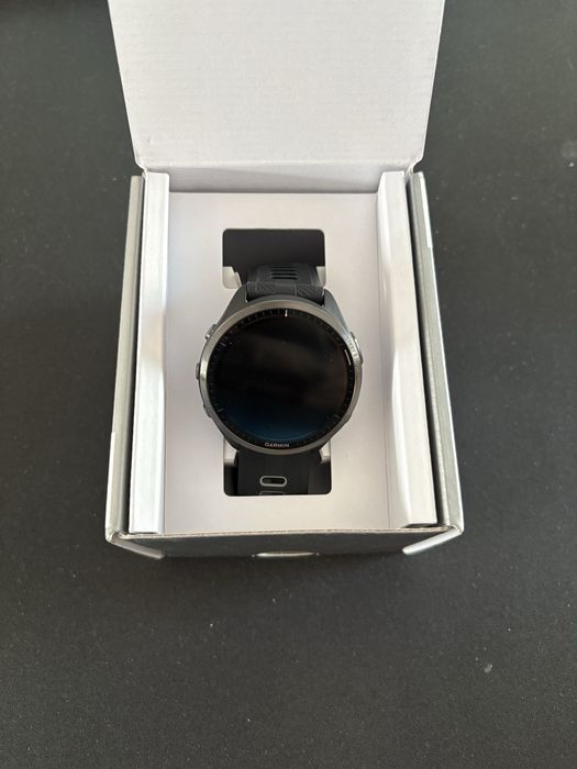 Garmin Forerunner 965 - Novo (23/05/2027)