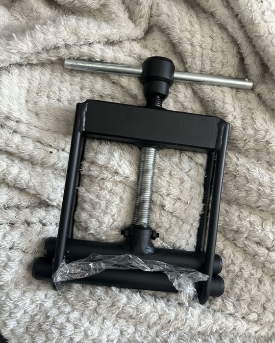 Zacisk do rur zac 63