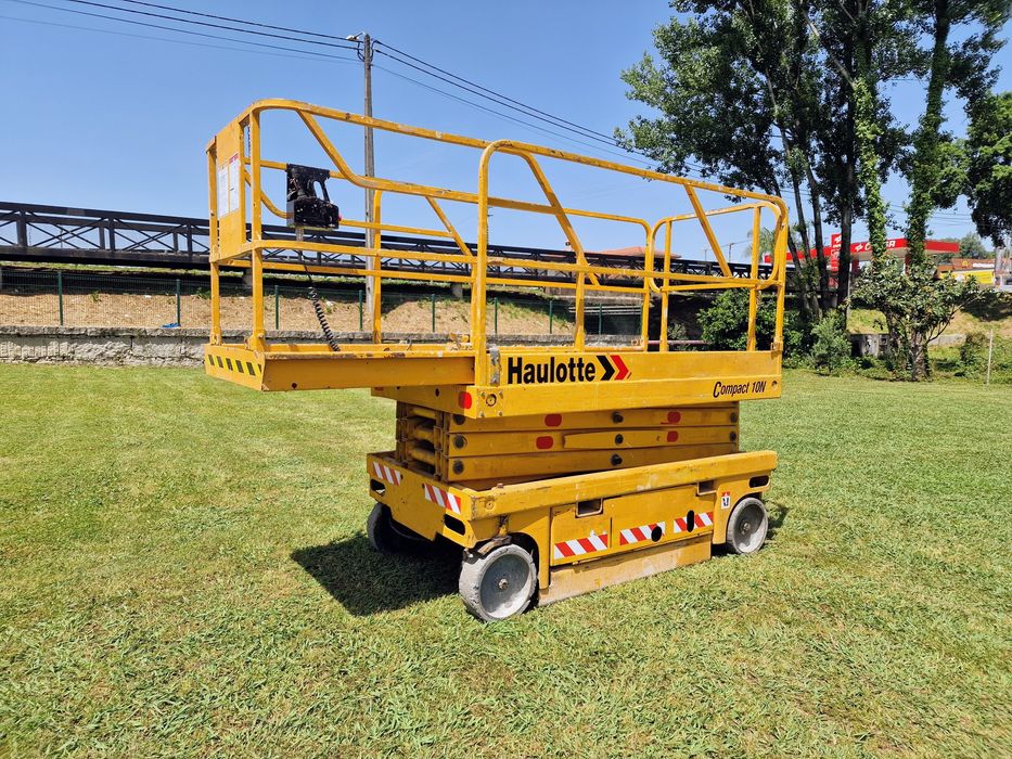 Plataforma elevatória haulotte