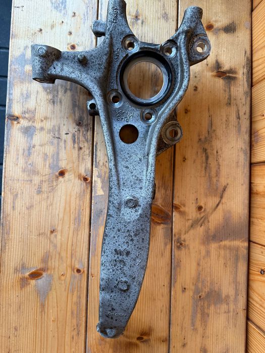 Volvo S60 3 III V60 2 II zwrotnica prawa