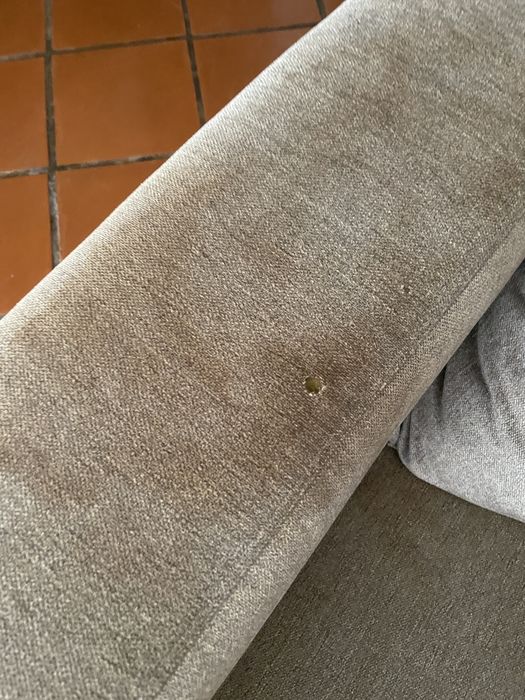 Conjunto 2 sofas + mesa de centro