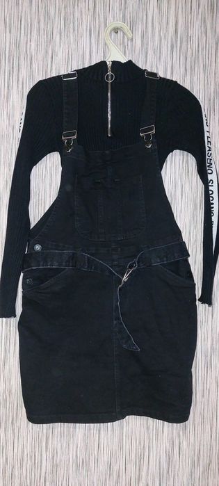 Продам жіночий одяг куртка чорна