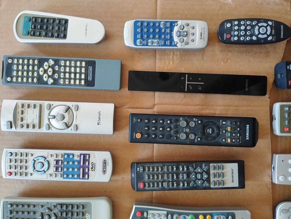 Multiple Remote Controls Starting from €563825531663747121