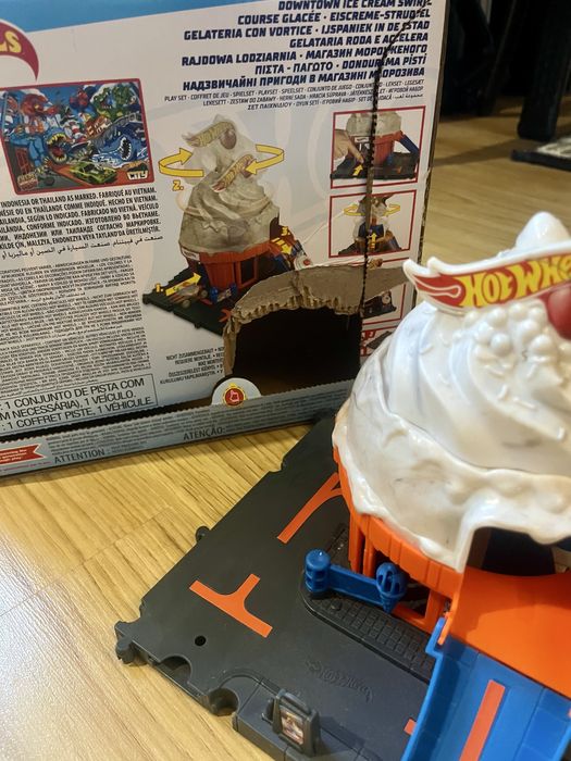 Hotwheels Кекс. Стан нового