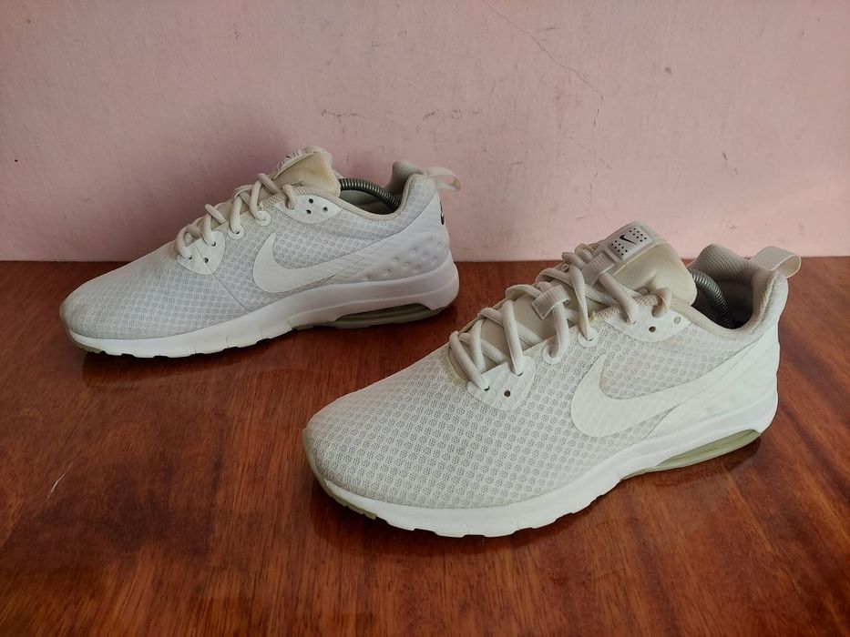 Кроссовки nike air max motion оригінал

Розмір по бірці:
Us 10  UK 9  EUR 44 28см

 Замір по стельці:  28см 

Перед покупкою переміряйте стельку свог