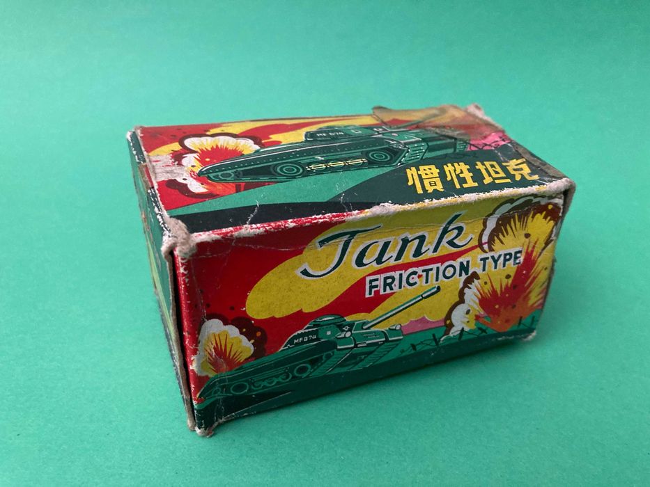 Brinquedo em chapa Tank Friction Type MF-074 Antigo