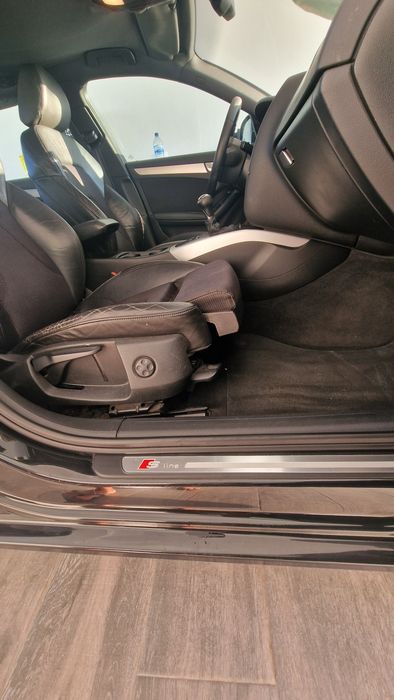Audi A4 Avant S-Line B8 2.0tdi 143cv