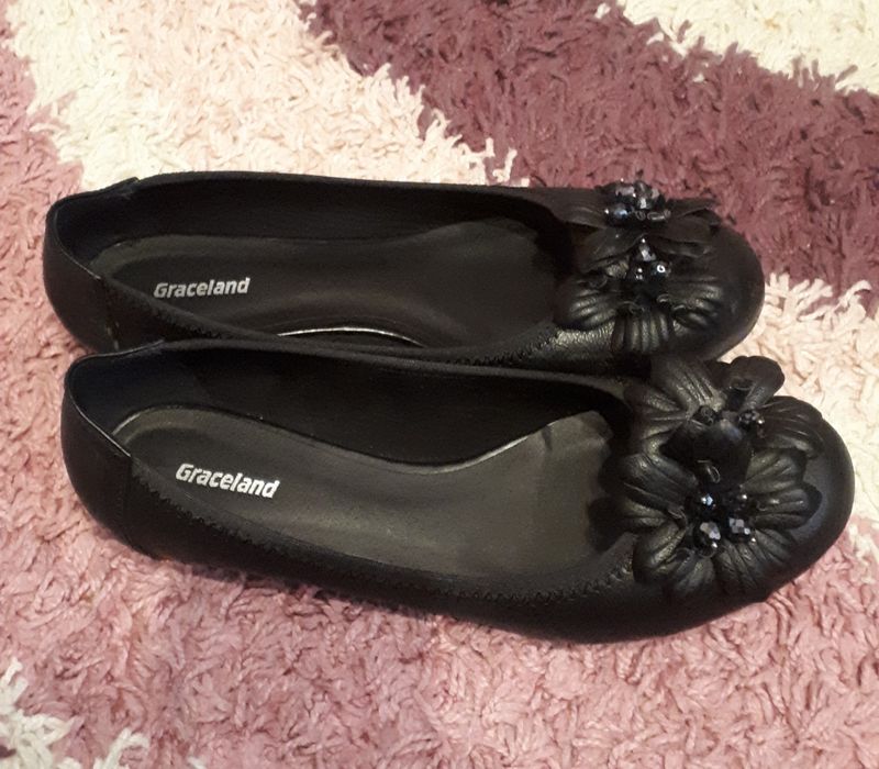 Damskie, eleganckie baleriny rozmiar 39