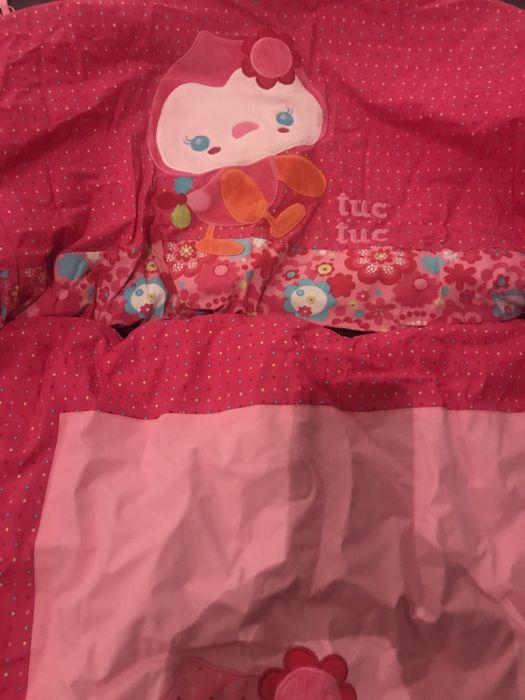 Edredão, proteção lateral, almofada, muda fraldas, cesto da Tuc Tuc