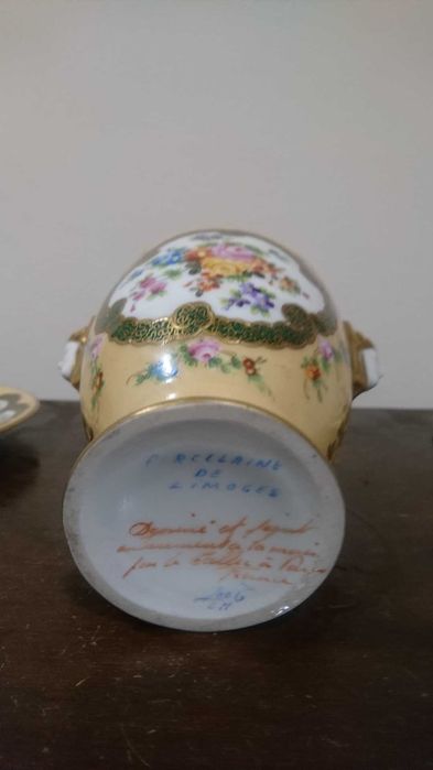 Porcelana Camile Le Tallec - Pote com tampa e Prato /Troco