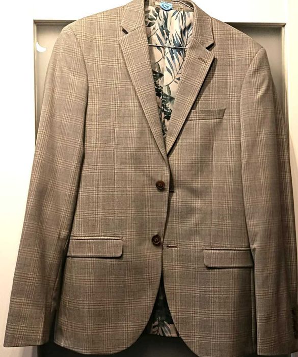 Garnitur 3- częściowy, stan idealny, szary , kratka, rozmiar męska S