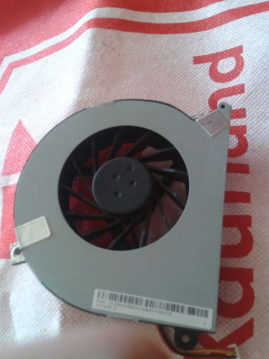 Комплектующие к ноутбуку//б.у.