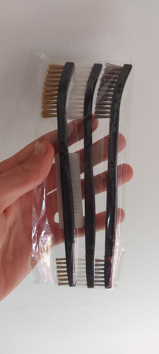 Car Brushes / Electronics64861692950273121