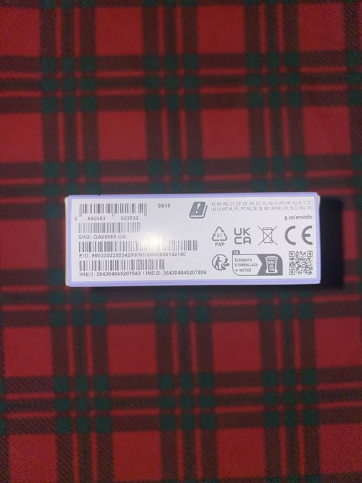 Google Pixel 9a 256 GB Iris (Lawendowy)