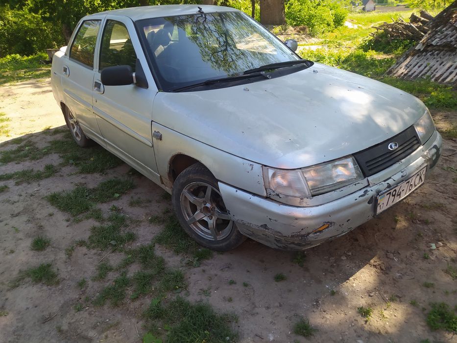 Продам авто ваз 2110