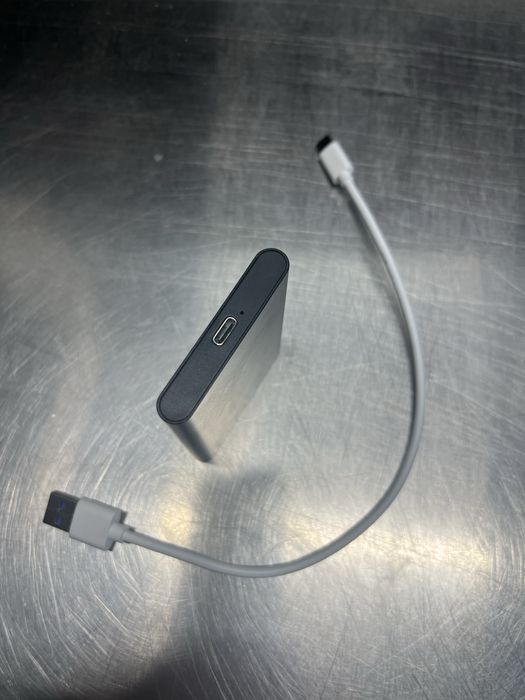 Жорсткий диск зовнішній