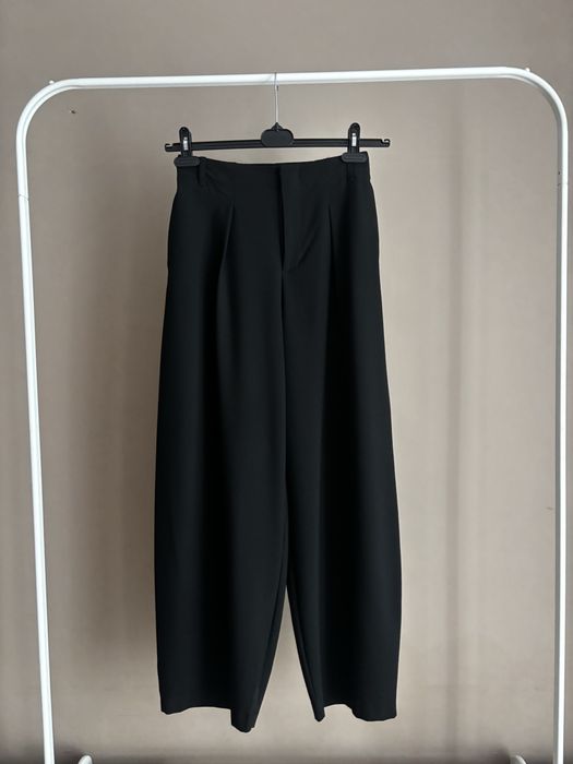 Чорні штани Pull & Bear, розмір S (EUR 34)